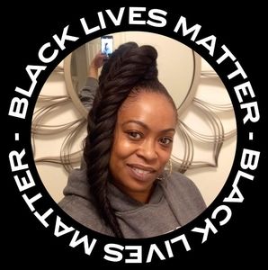 Meet your Posher, Lydia